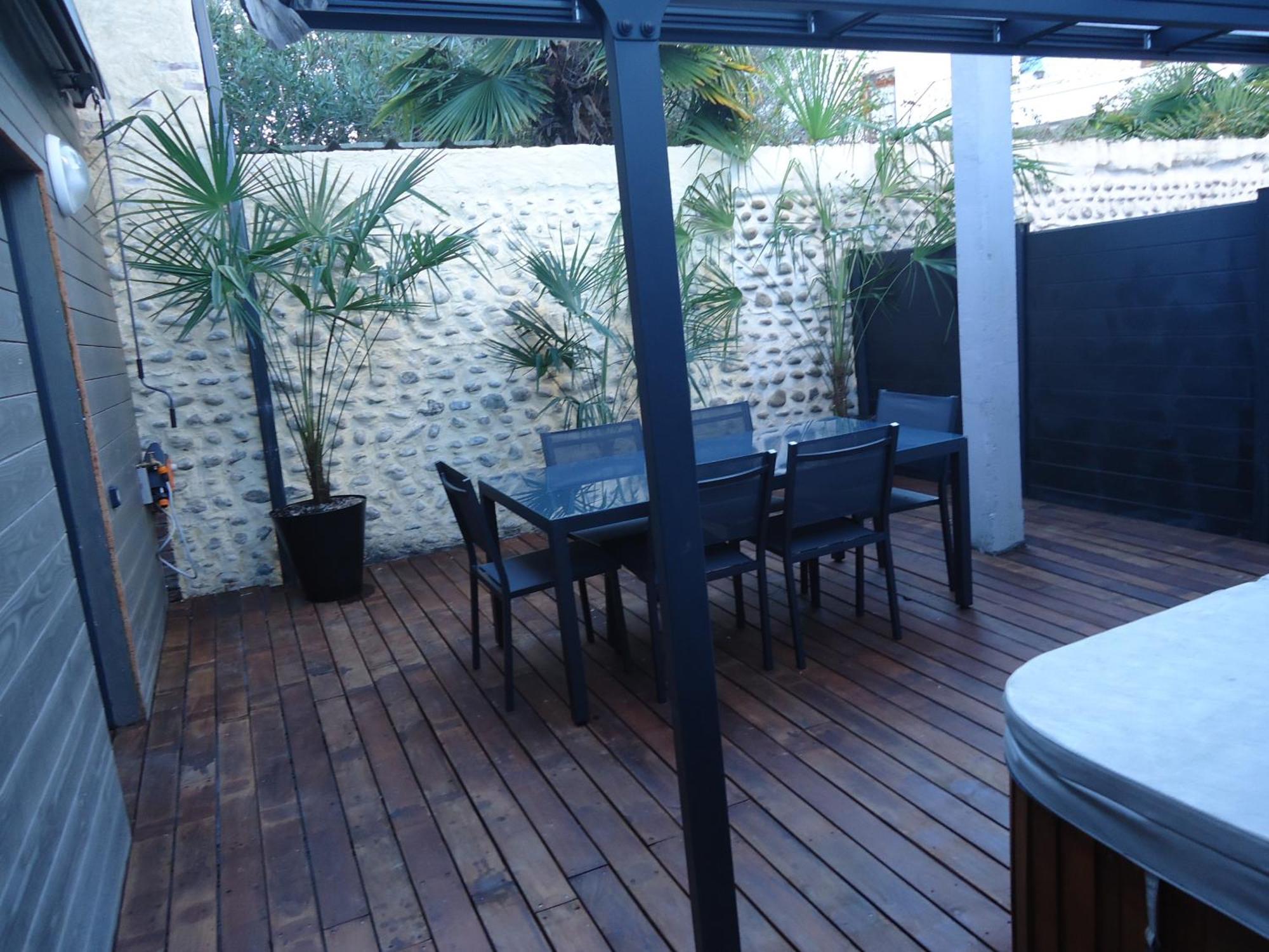 Les Spas De La Chartreuse Tarbes Rom bilde